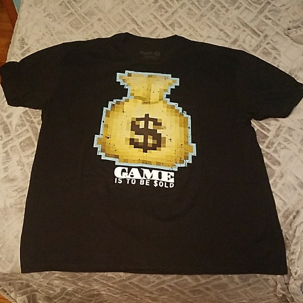 Tee shirt